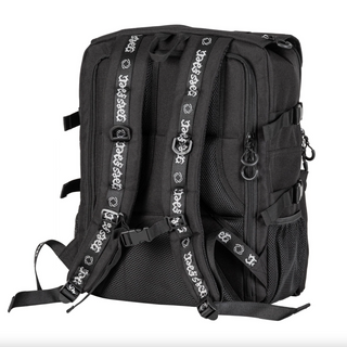 Mesmer Crossover skate backpack